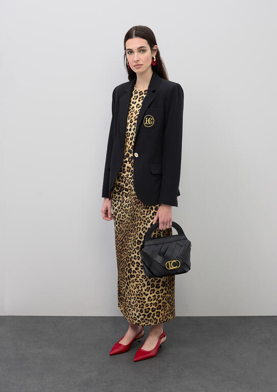 Fitted Blazer with Lapel Pockets